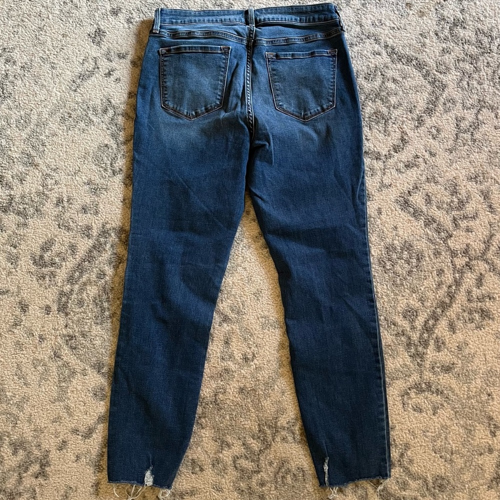 Old Navy Rockstar Midrise Denim 10R - Picture 4 of 9